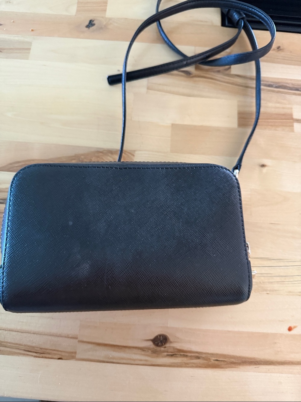 kate spade Black Saffiano Crossbody Wallet - Picture 2 of 3